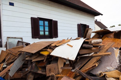 Efficient loft clearance process in Harpenden